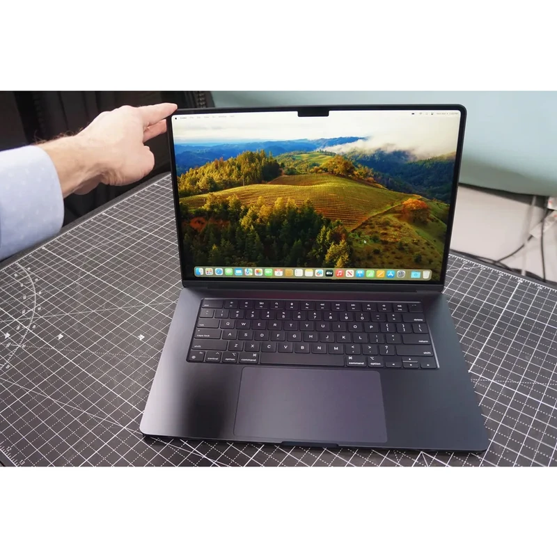 لپ تاپ 15.3 اینچی اپل مدل MacBook Air MRYR3 2024 LLA-M3-8GB RAM-256GB SSD